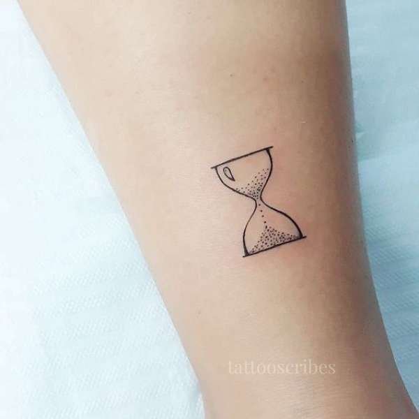 hourglass tattoo meaning